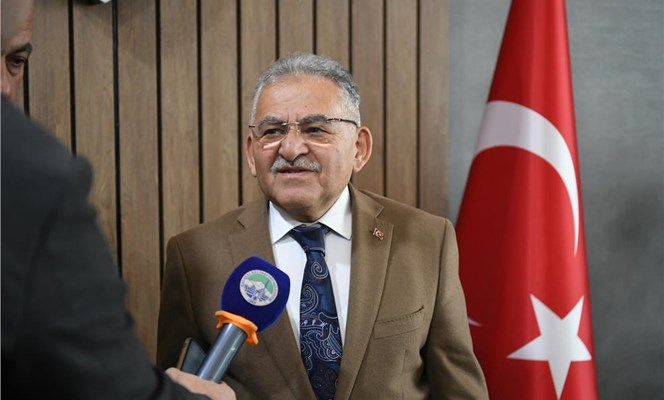 Başkan Büyükkılıç'tan Kayserispor'a 